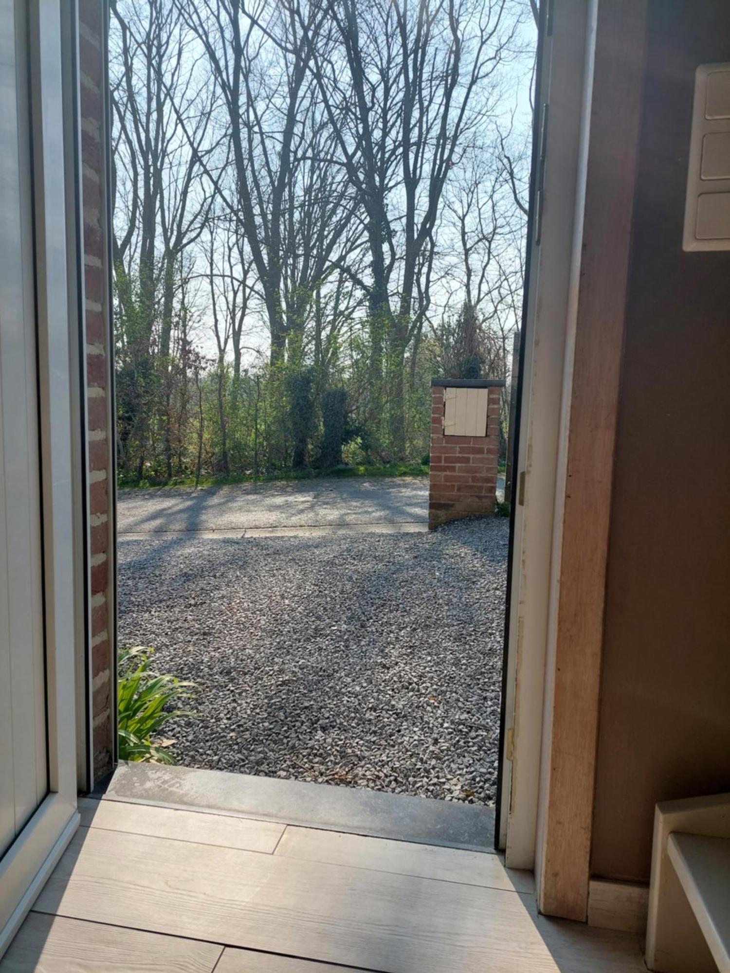 Une Chambre Privee Au Sein D'Une Villa A La Campagne Wanze Extérieur photo